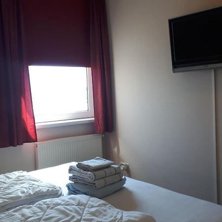 Appartement Esta Бурен Екстер'єр фото